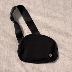 HALARA Black Belt Bag